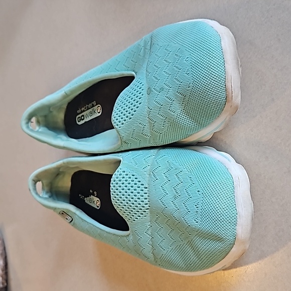 Teal skechers Slip ons - Picture 2 of 12